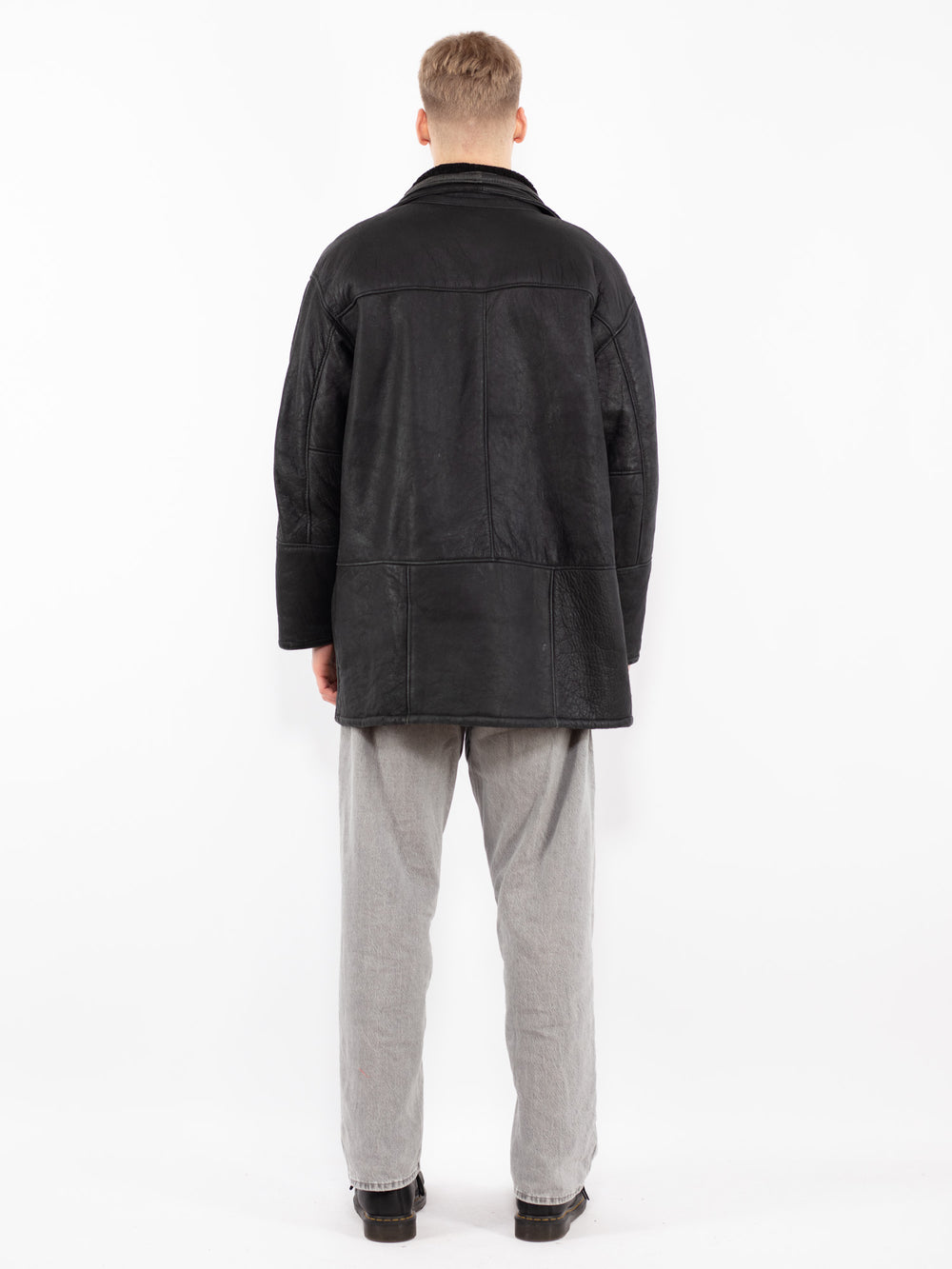 Vintage 90's Men Sheepskin Coat in BlackZ2513