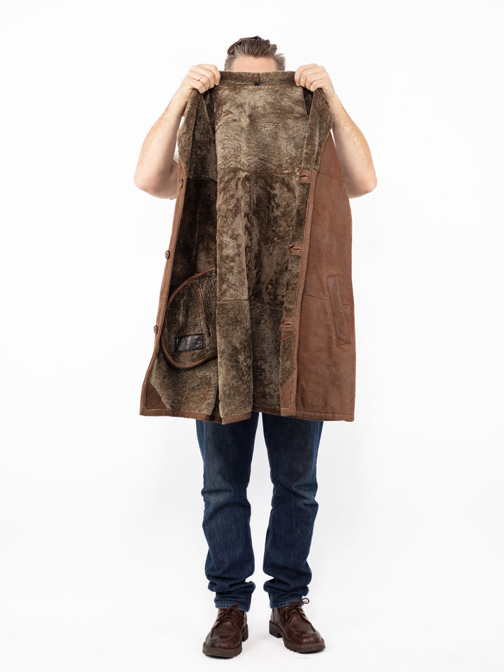 Vintage 90's Men Sheepskin Coat in Brown