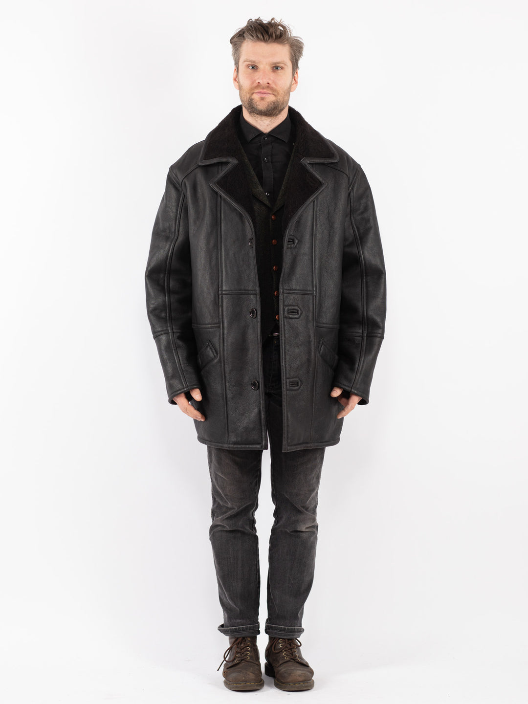 Vintage 90's Men Sheepskin Coat in Black