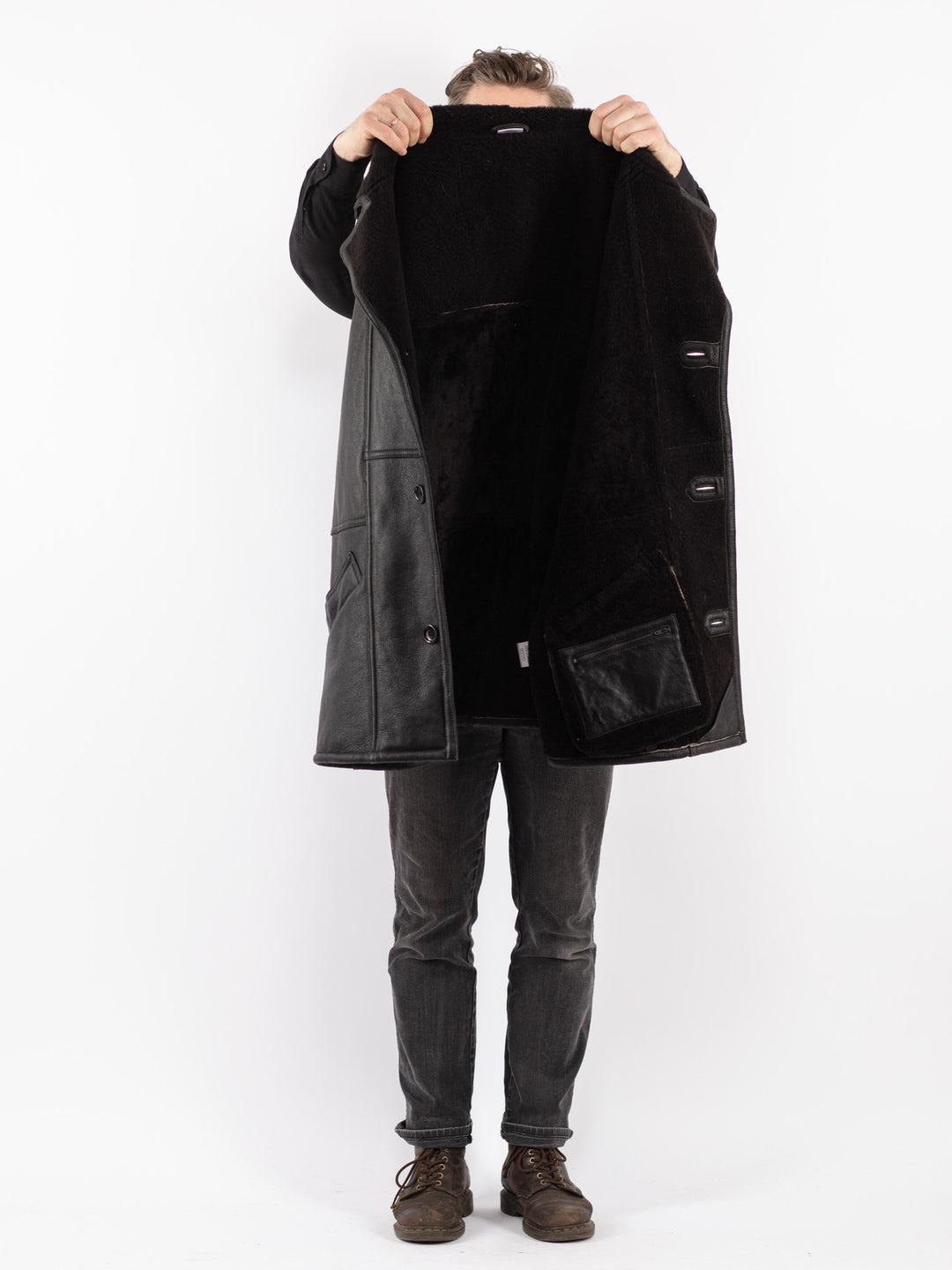 Vintage 90's Men Sheepskin Coat in Black