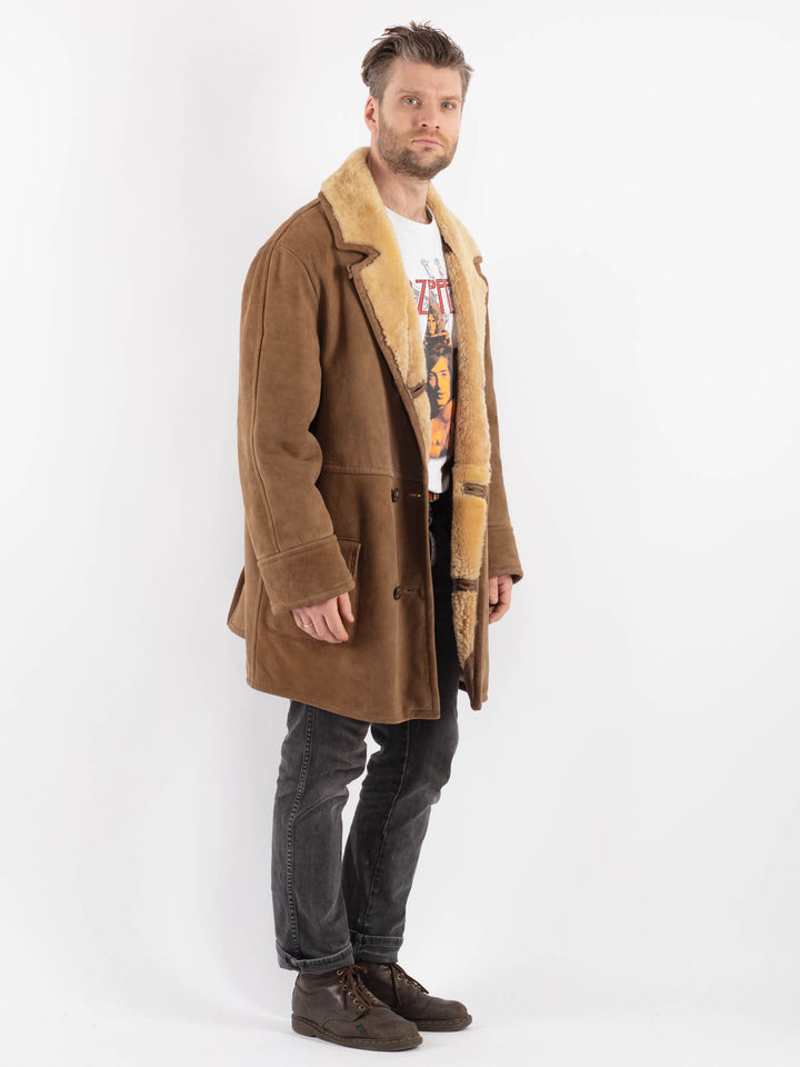 Vintage 90's Men Sheepskin Coat in BrownZ550