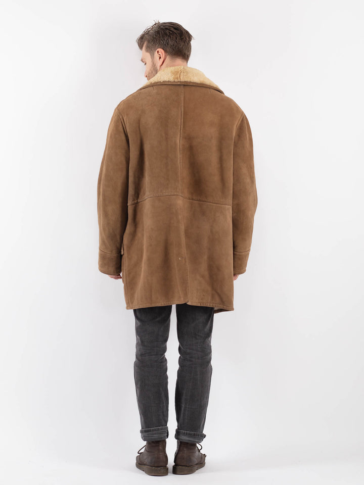 Vintage 90's Men Sheepskin Coat in BrownZ550