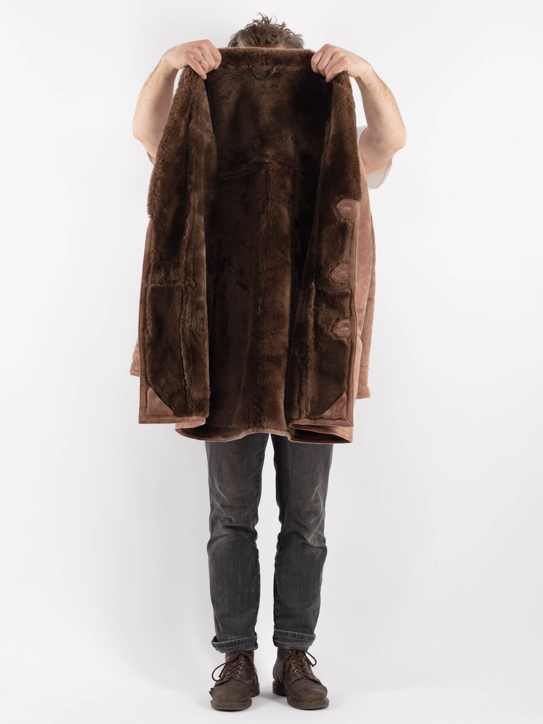 Vintage 90's Men Sheepskin Coat in BrownZ552