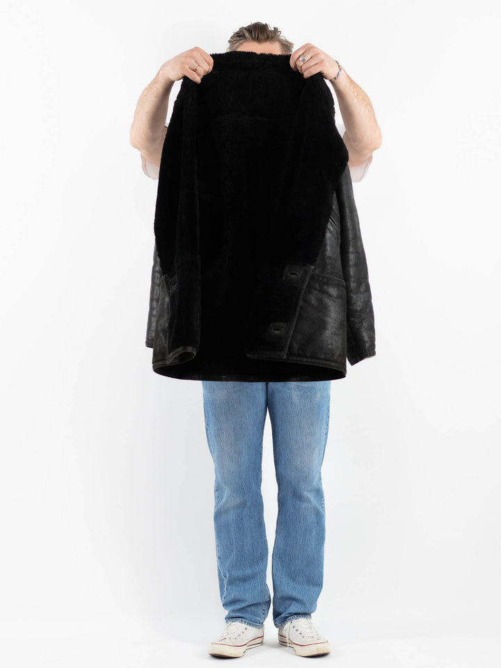 Vintage 90's Men Sheepskin Coat in BlackZ1775