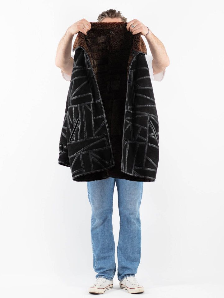 Vintage 90's Men Sheepskin Coat in BlackZ1776