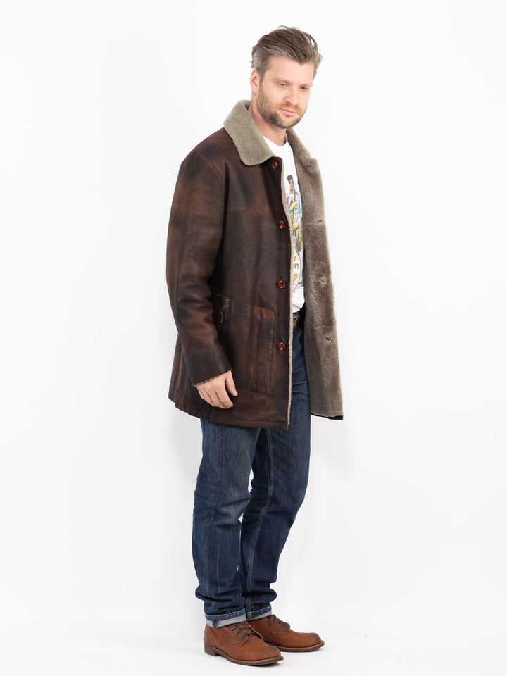 Vintage 90's Men Sheepskin Coat in BrownZ2733