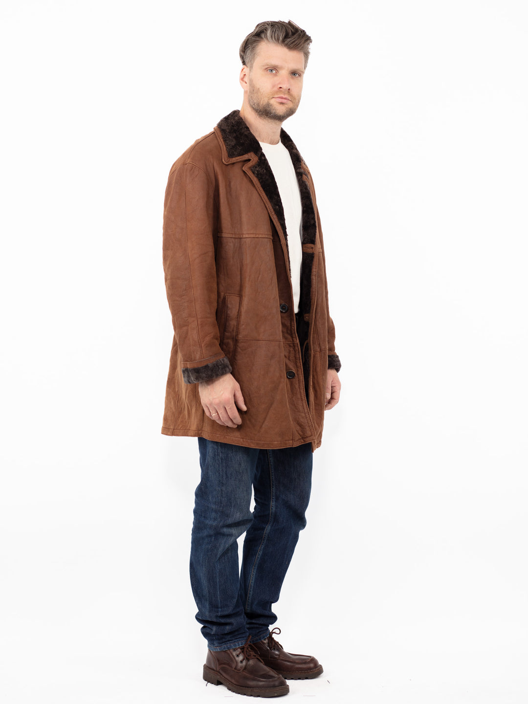 Vintage 90's Men Sheepskin Coat in Brown
