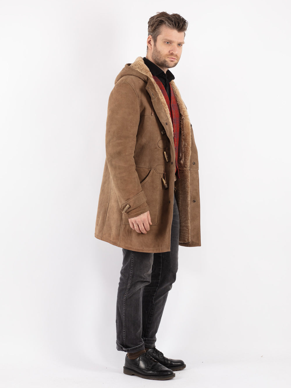 Vintage 90's Men Sheepskin Coat in Beige