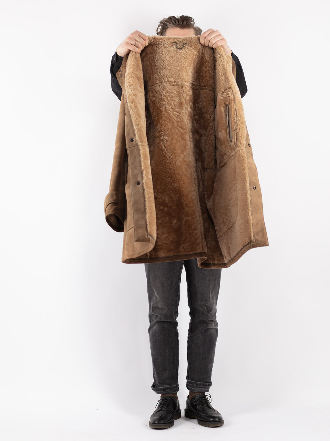 Vintage 90's Men Sheepskin Coat in Beige