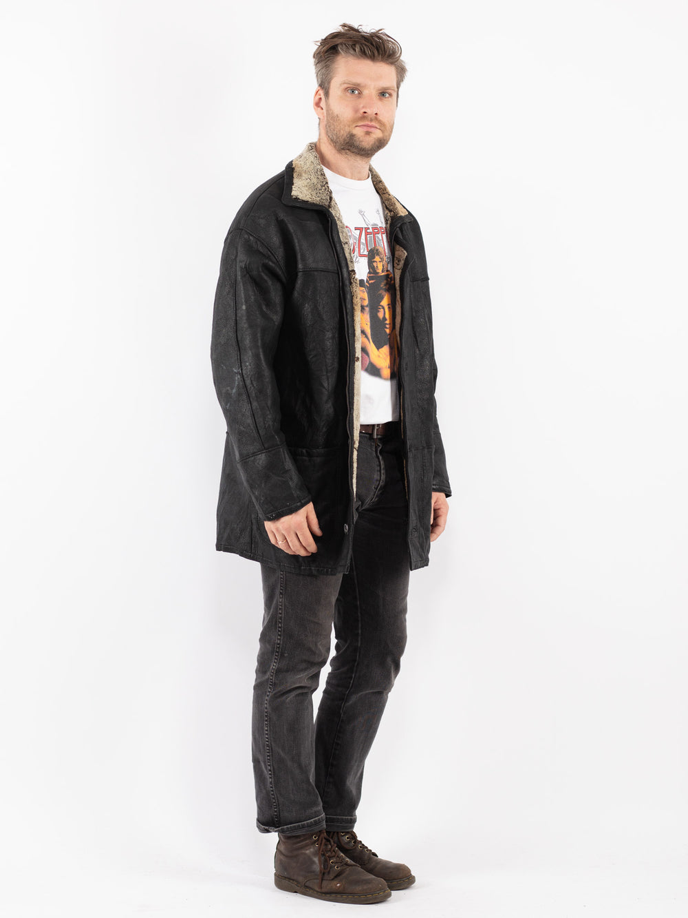 Vintage 90's Men Sheepskin Coat in Black