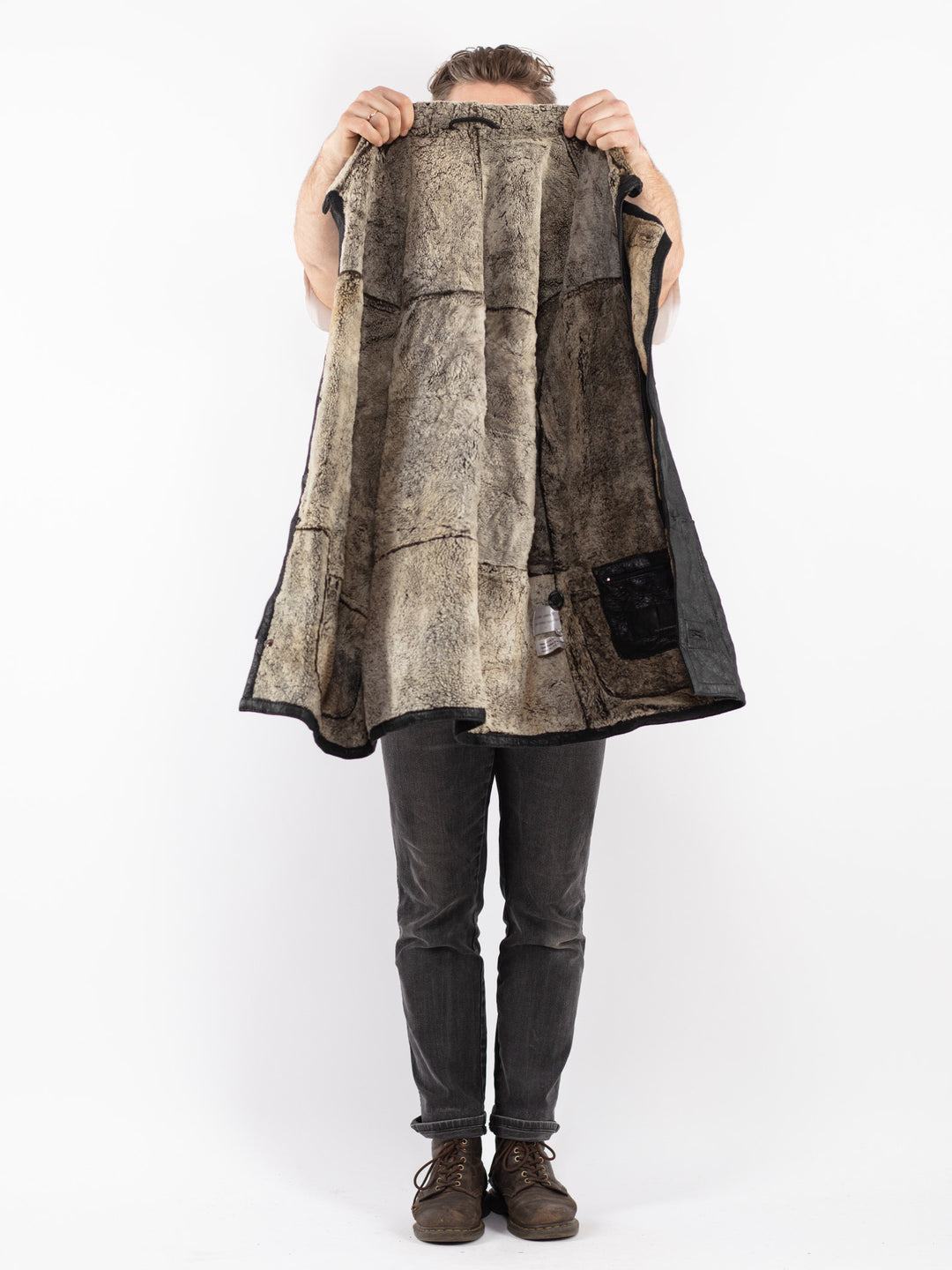 Vintage 90's Men Sheepskin Coat in Black