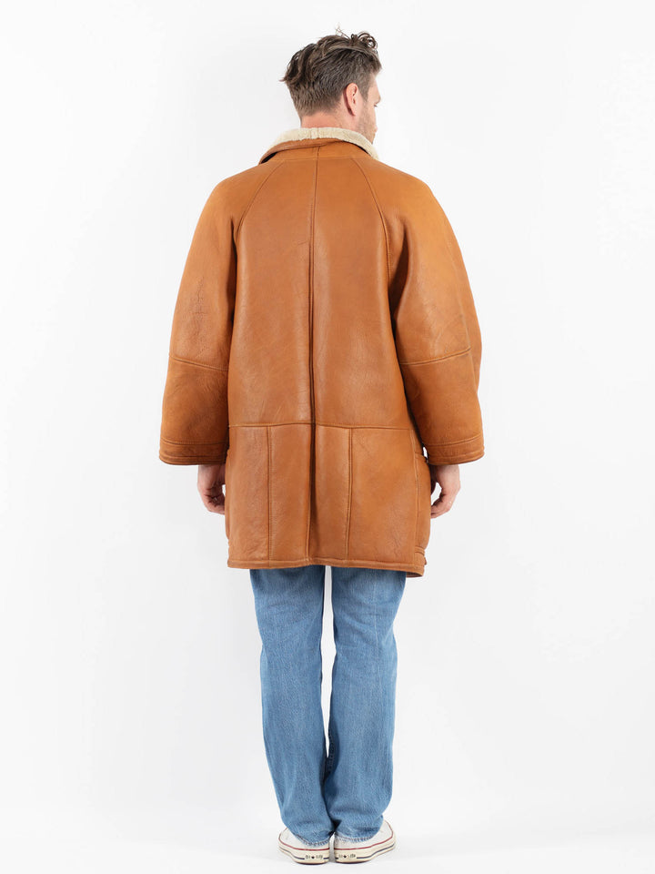 Vintage 90's Men Sheepskin Coat in BrownZ1790