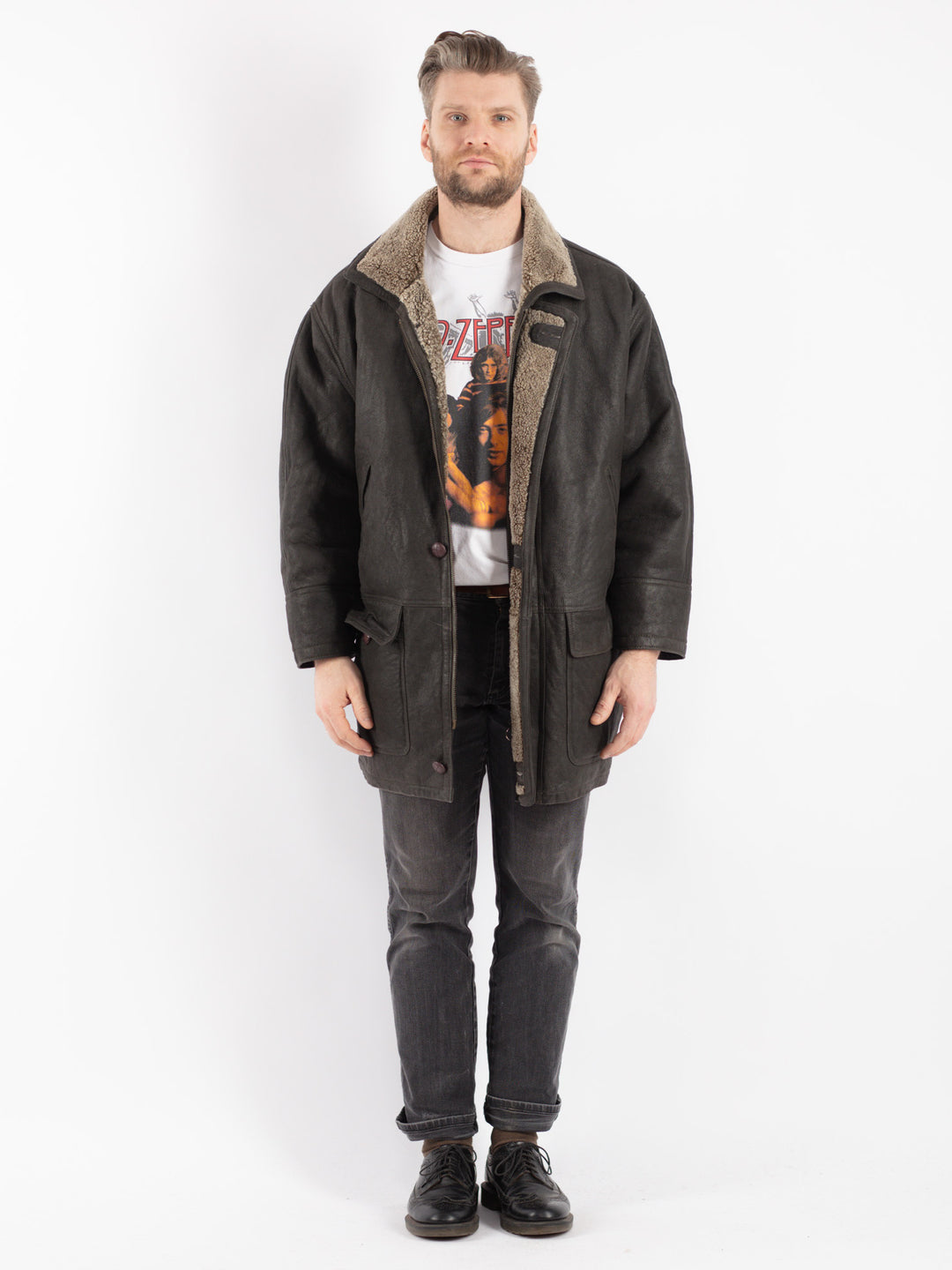 Vintage 90's Men Sheepskin in Black