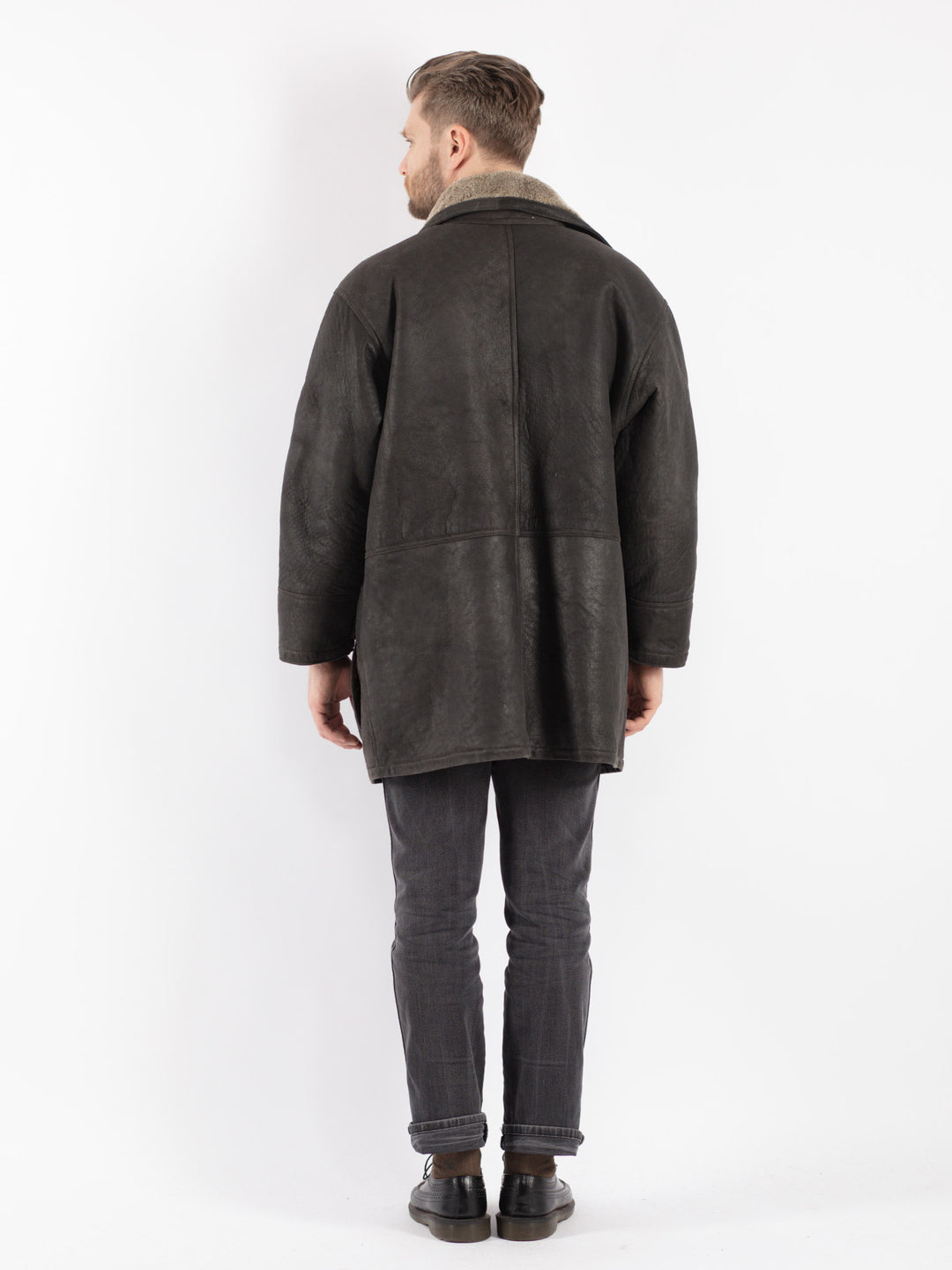Vintage 90's Men Sheepskin in Black