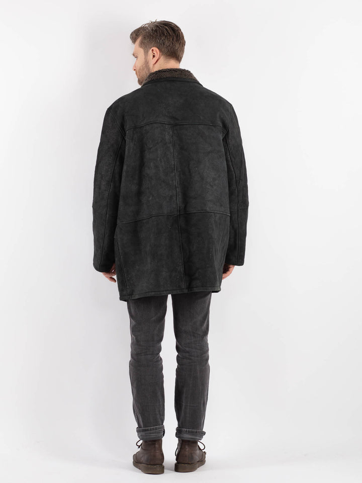 Vintage 90's Men Sheepskin Coat in BlackZ563