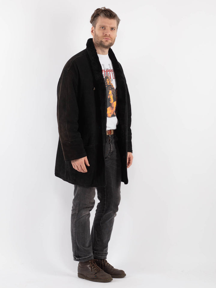 Vintage 90's Men Sheepskin Coat in BlackZ564
