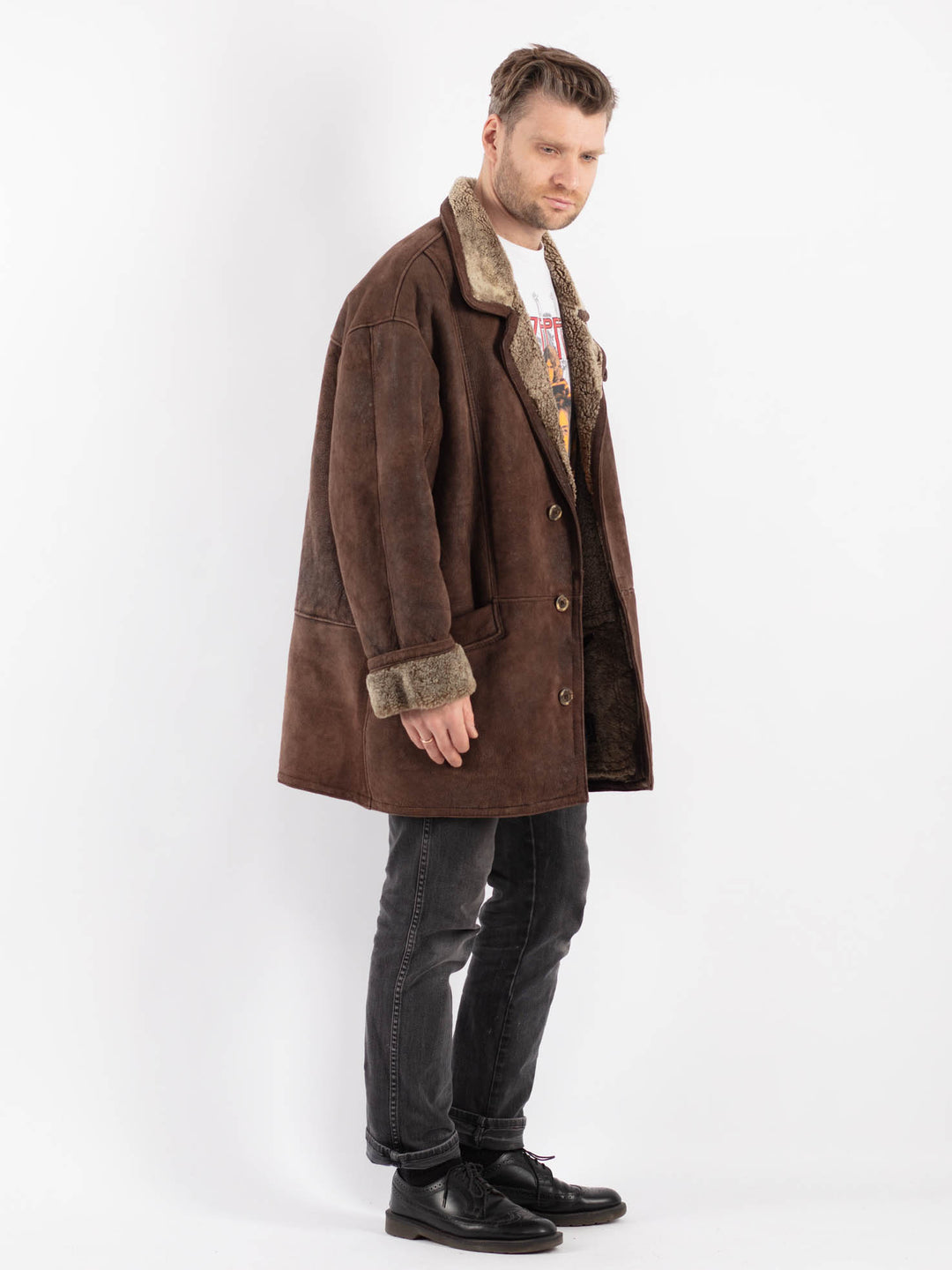 Vintage 90's Men Sheepskin Coat in BrownZ471
