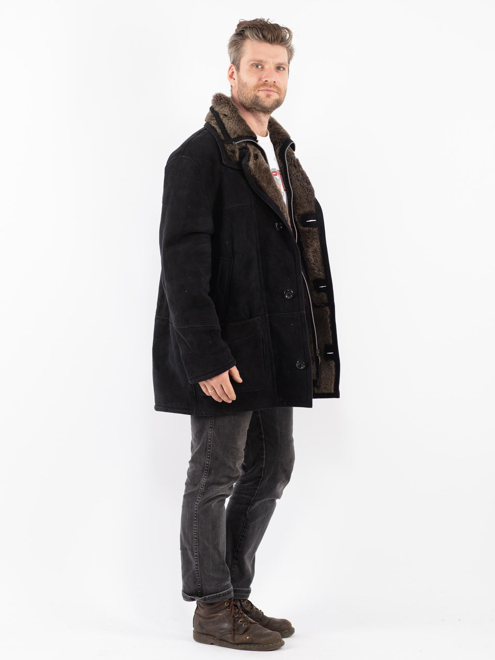 Vintage 90's Men Sheepskin Coat in Black