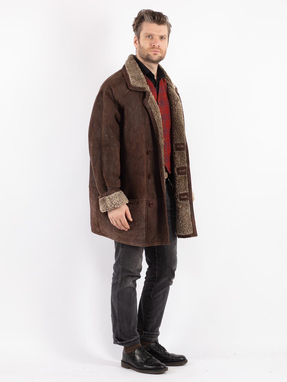 Vintage 90's Men Sheepskin Coat in Brown