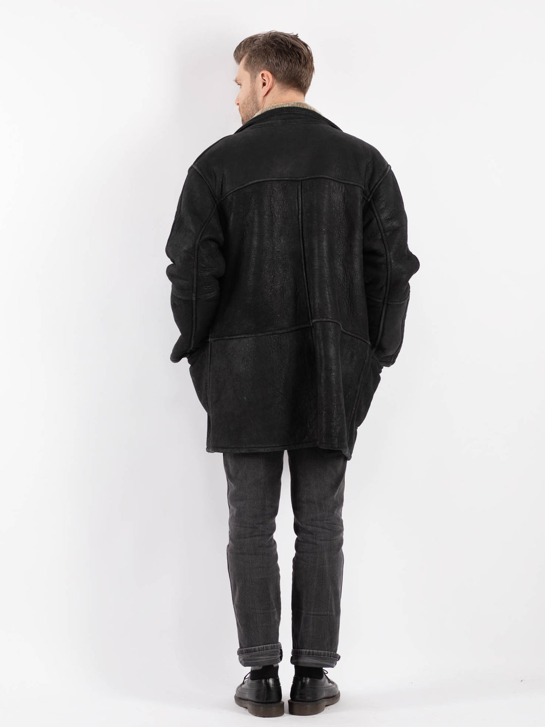 Vintage 90's Men Sheepskin Coat in Black