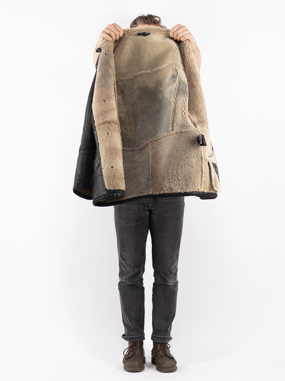 Vintage 90's Men Sheepskin Coat in Black