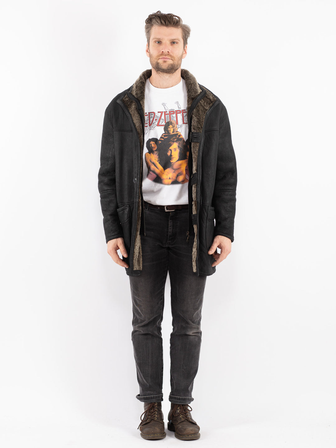 Vintage 90's Men Sheepskin Coat in Black
