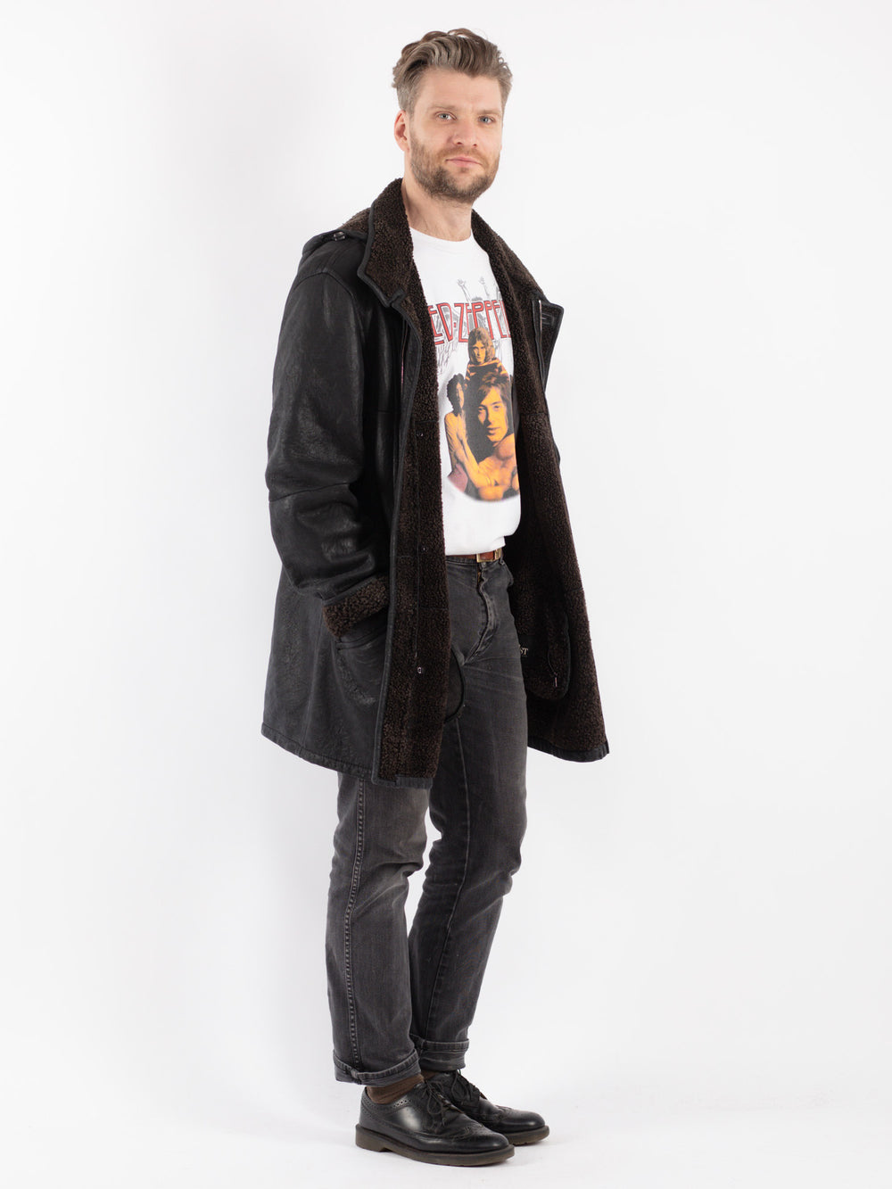 Vintage 00's Men Sheepskin Coat in Black