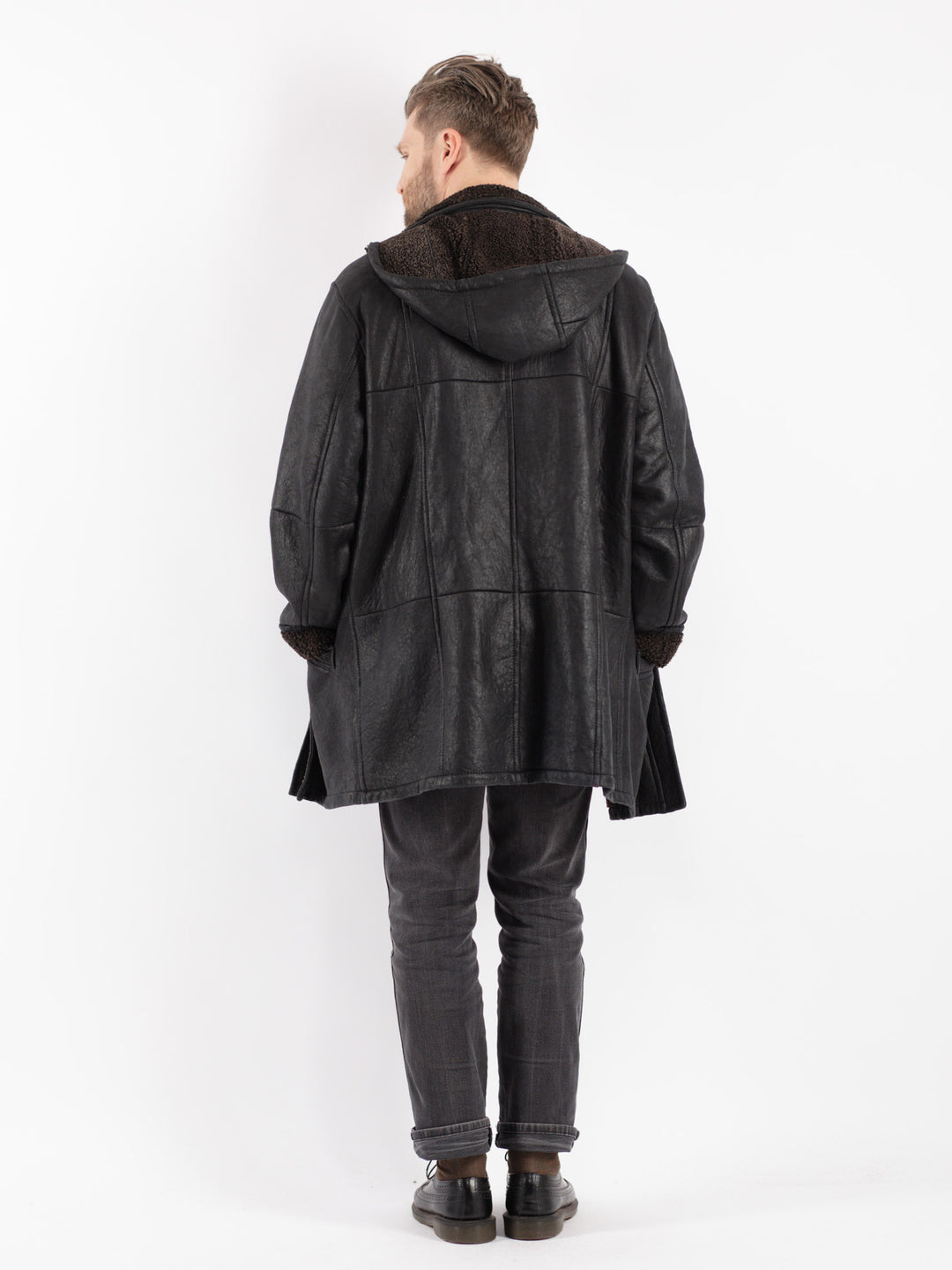 Vintage 00's Men Sheepskin Coat in Black