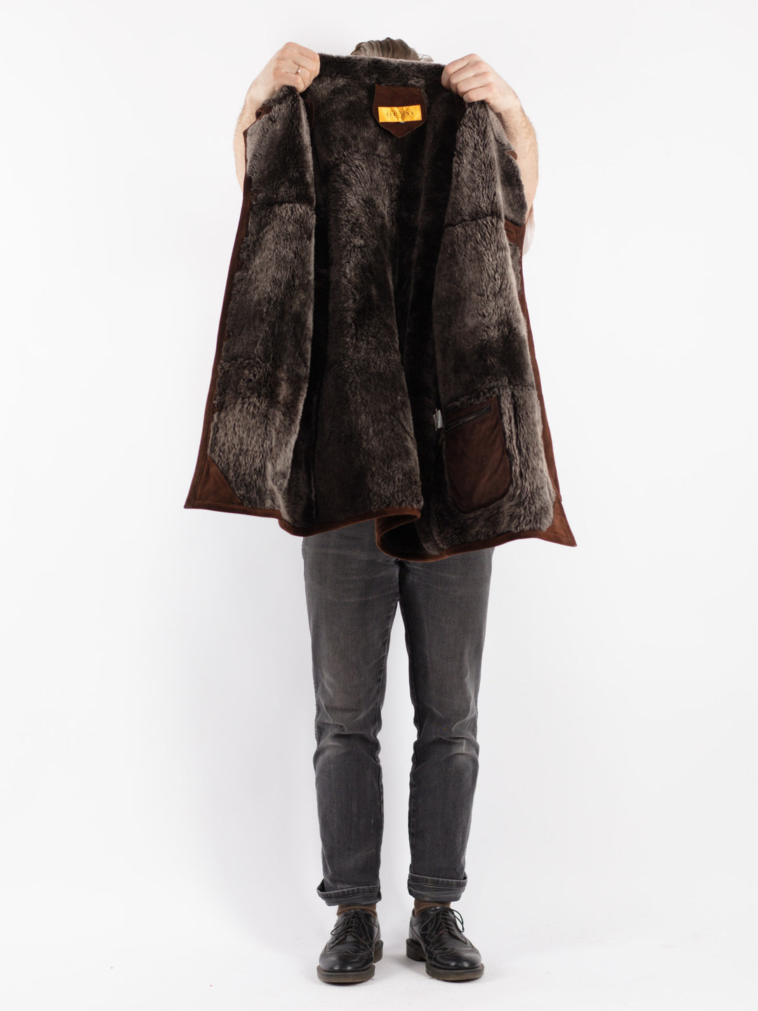 Vintage 00's Men Sheepskin in Brown