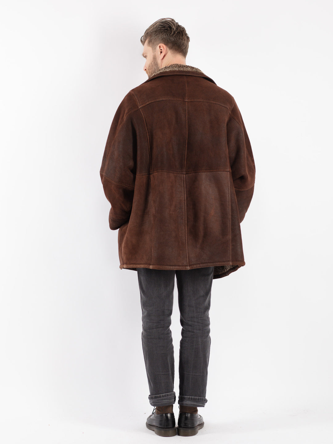 Vintage 90's Men Sheepskin Coat in Brown
