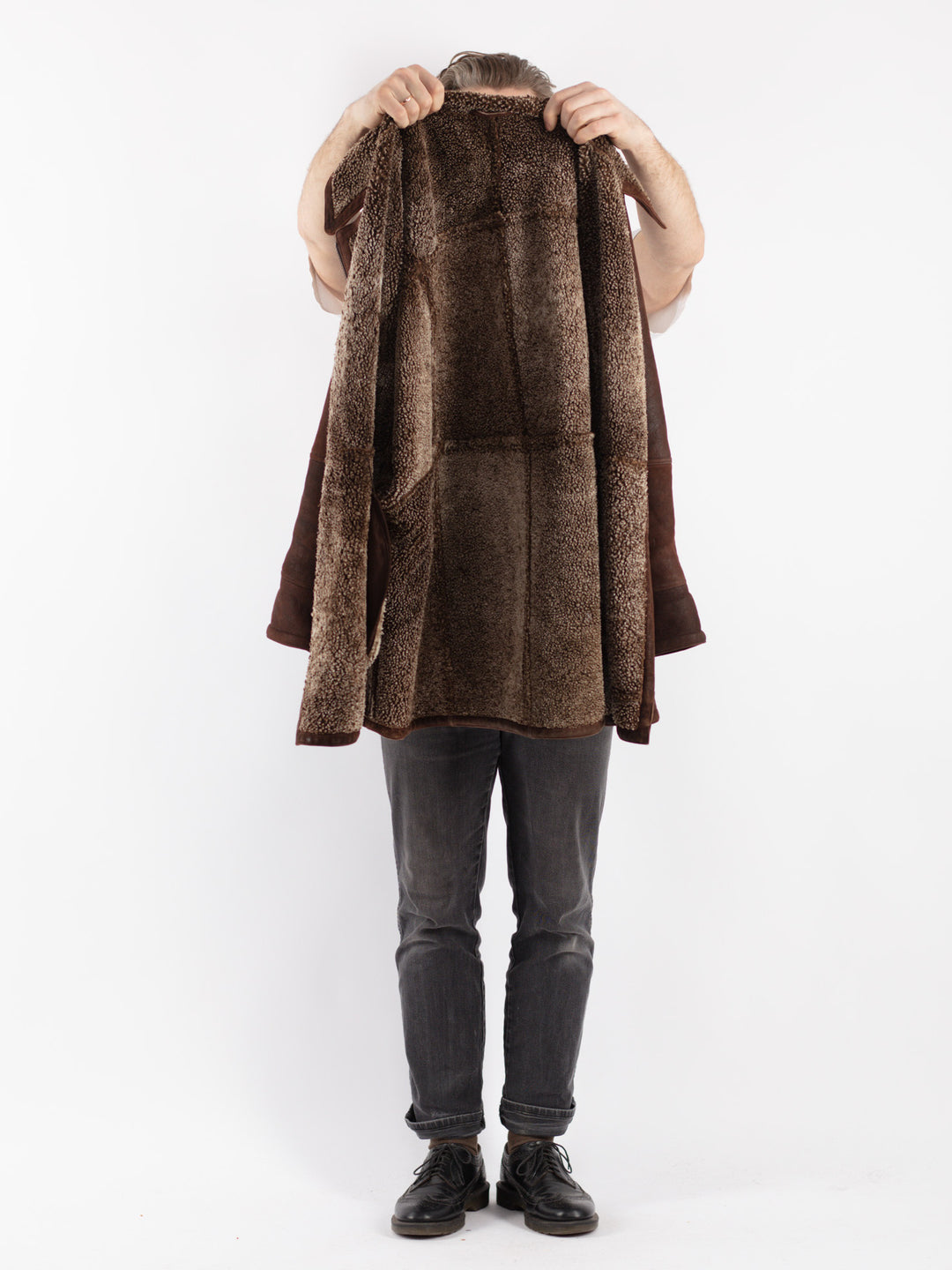 Vintage 90's Men Sheepskin Coat in Brown