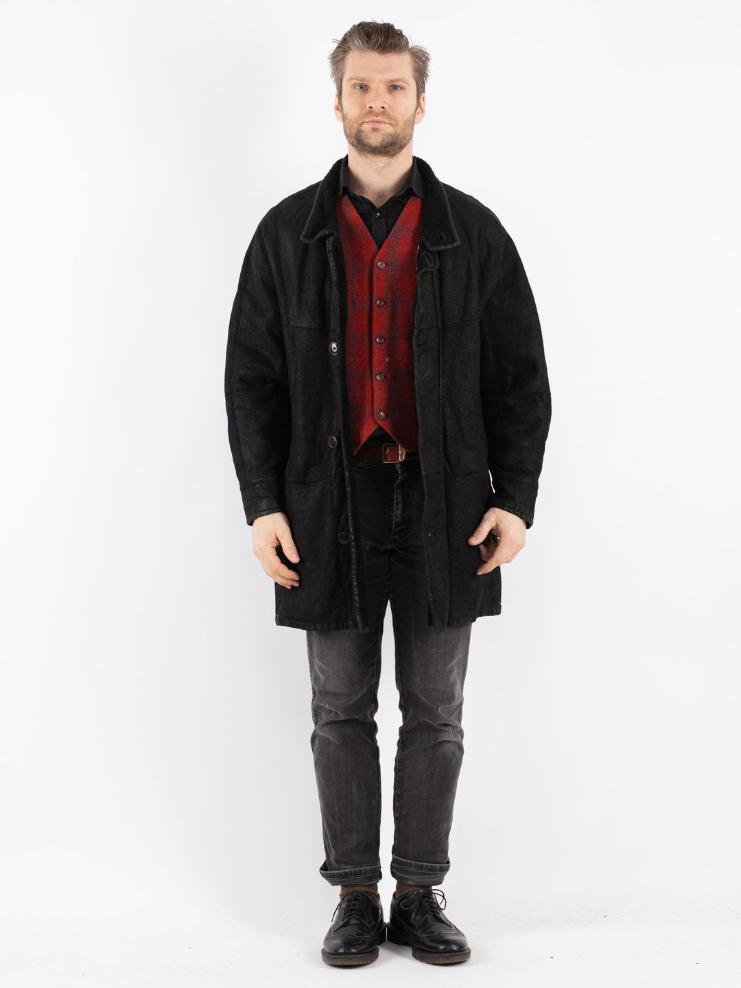 Vintage 90's Men Sheepskin Coat in Black