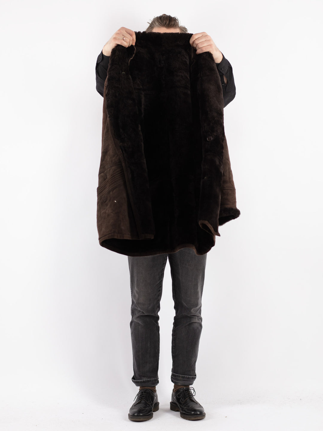 Vintage 90's Men Sheepskin Coat in Brown