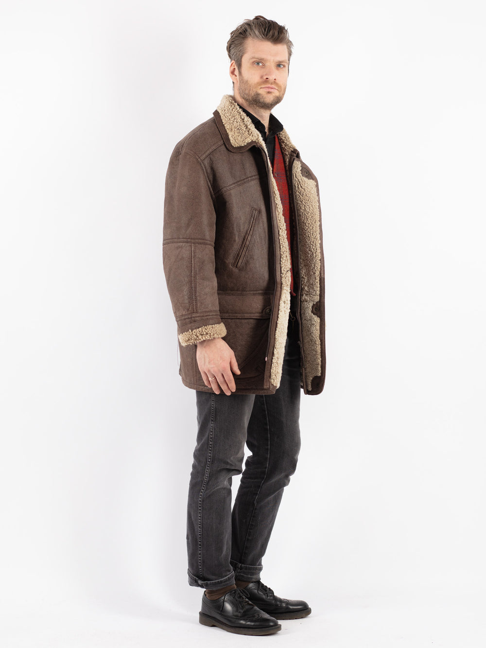 Vintage 90's Men Sheepskin Coat in Brown