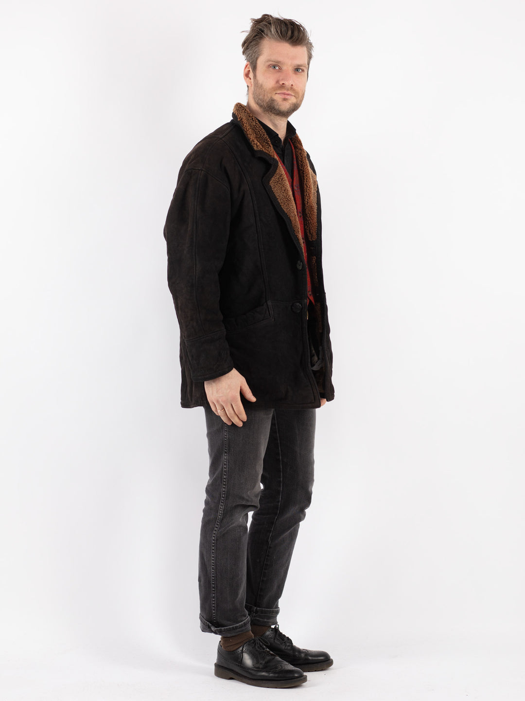 Vintage 90's Men Sheepskin Coat in BlackZ252