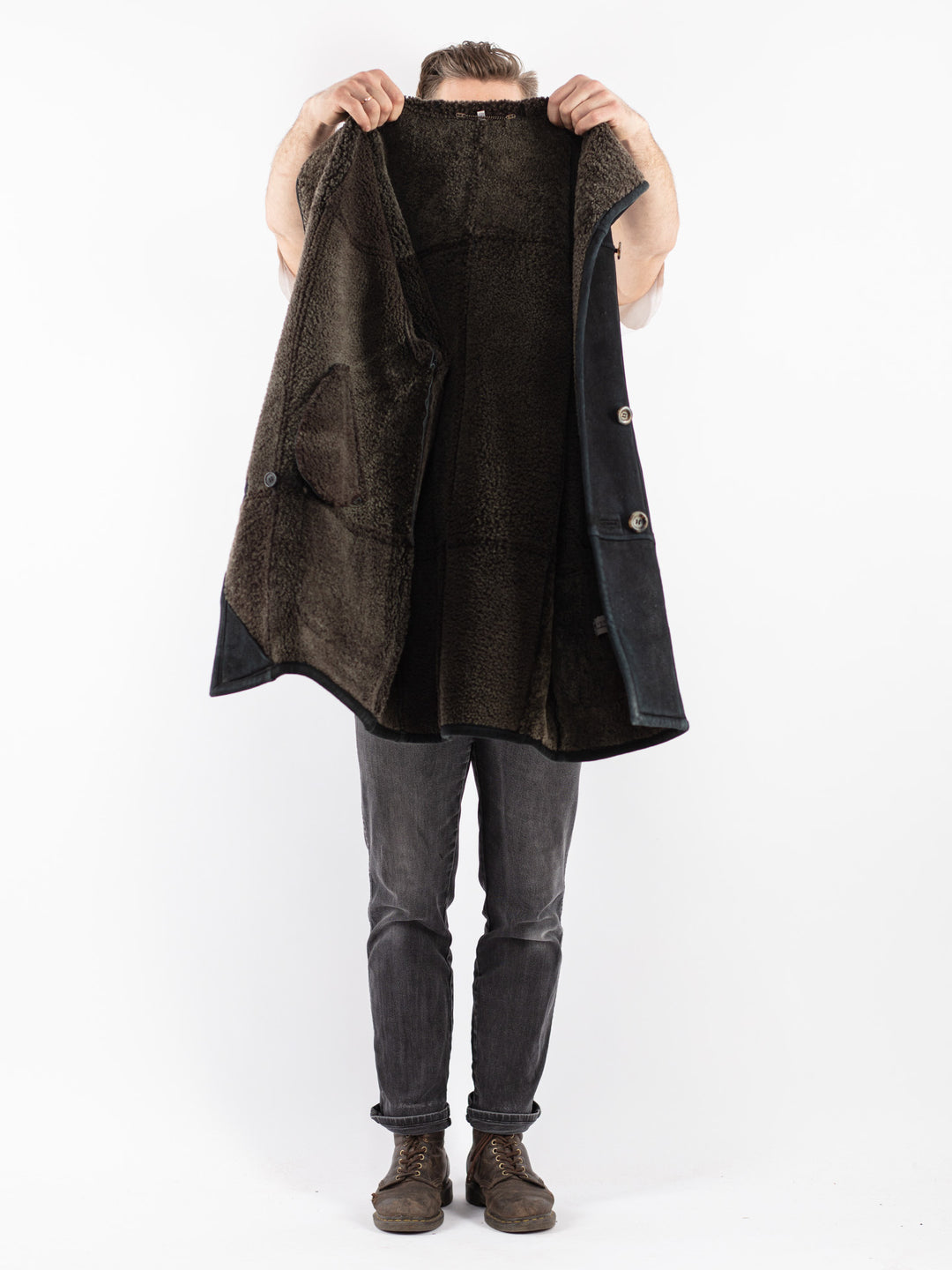 Vintage 90's Men Sheepskin Coat in Black
