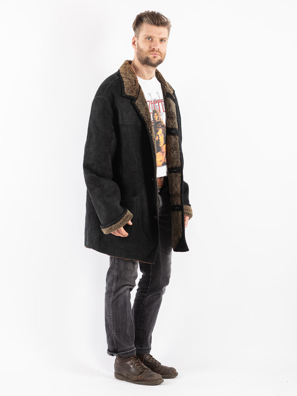 Vintage 90's Men Sheepskin Coat in Black