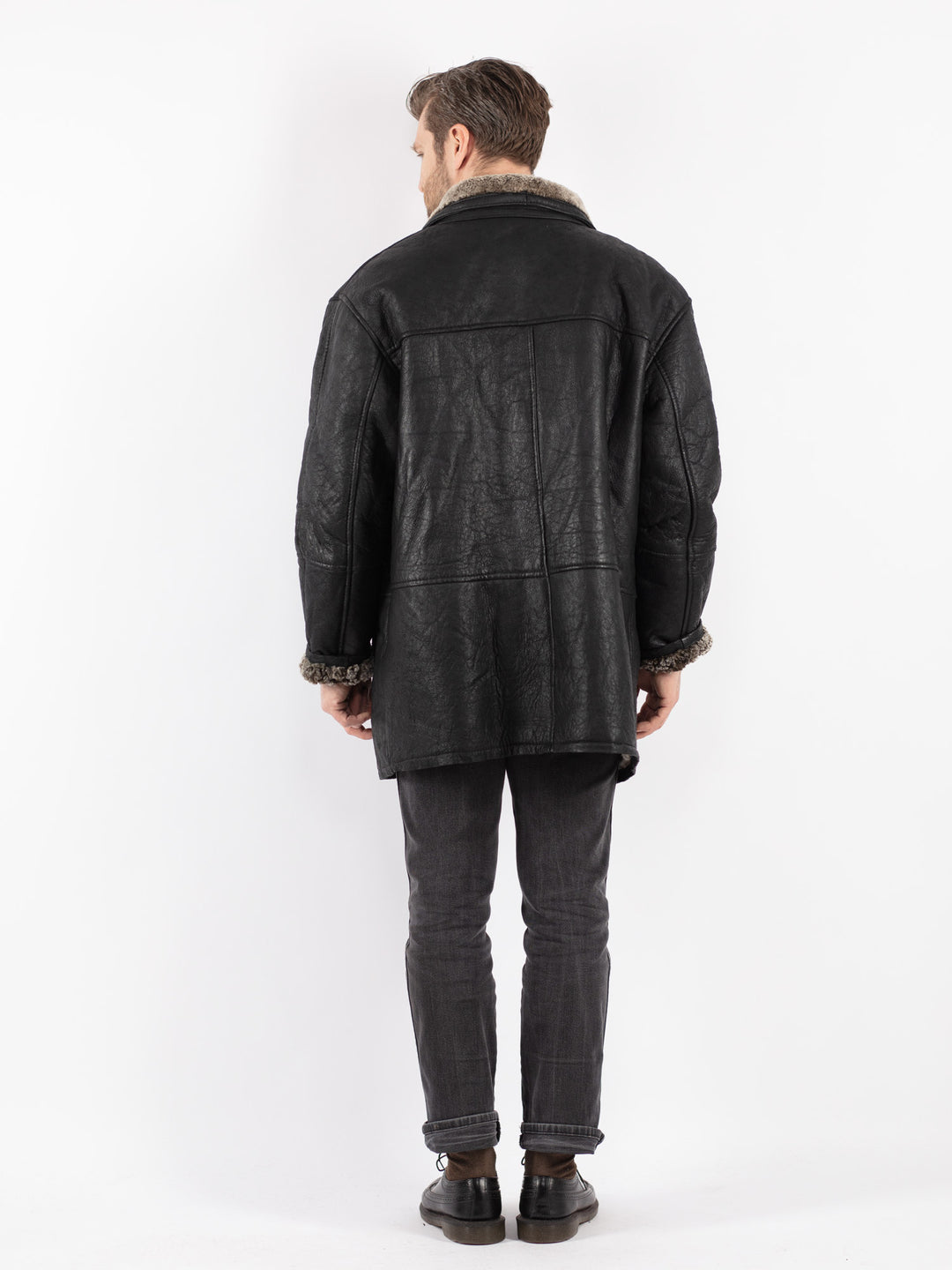 Vintage 90's Men Sheepskin Coat in Black