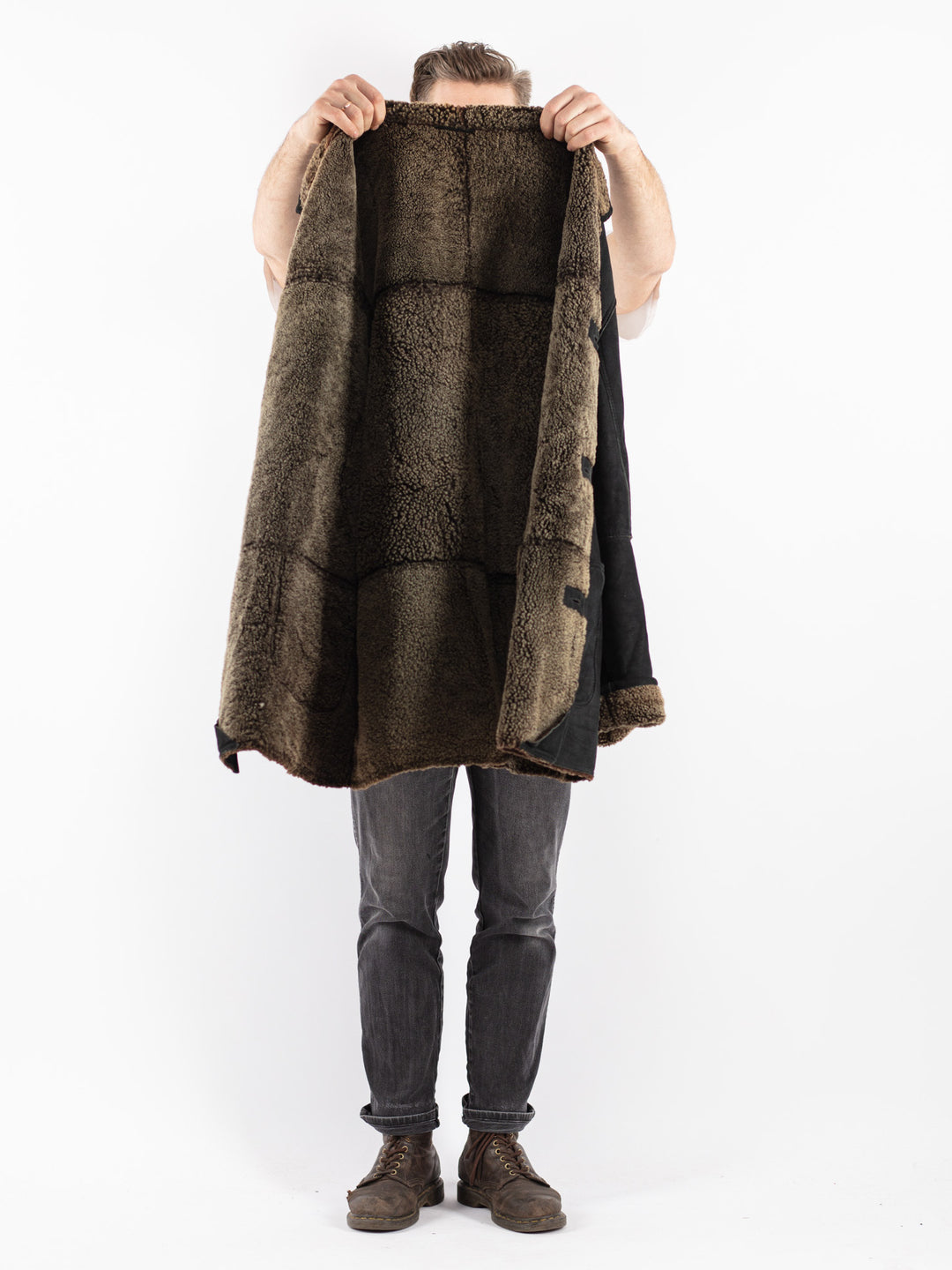 Vintage 90's Men Sheepskin Coat in Black