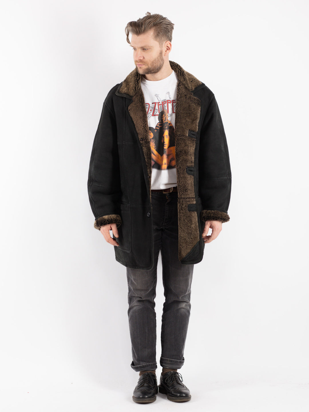 Vintage 90's Men Sheepskin Coat in Black