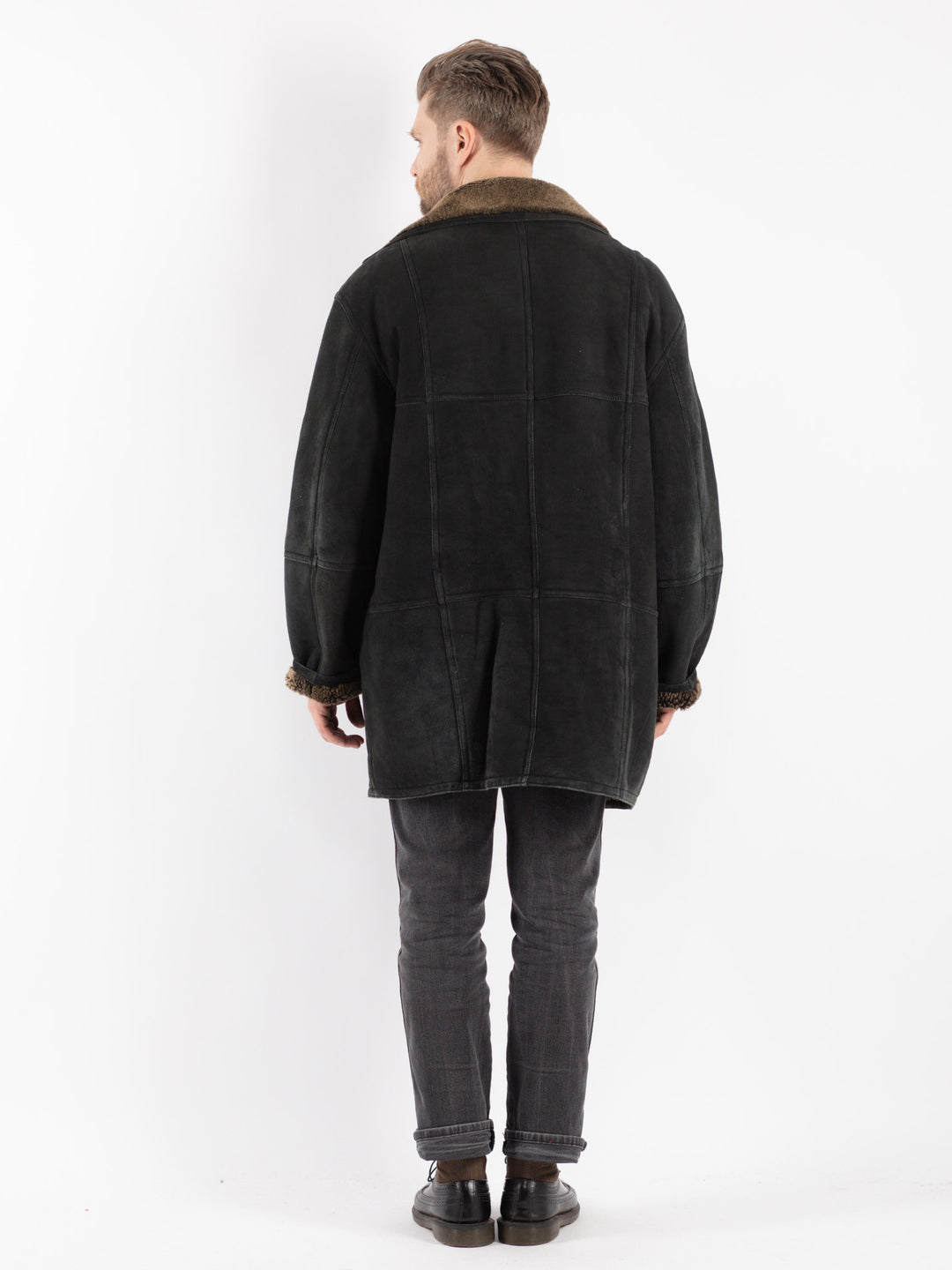 Vintage 90's Men Sheepskin Coat in Black