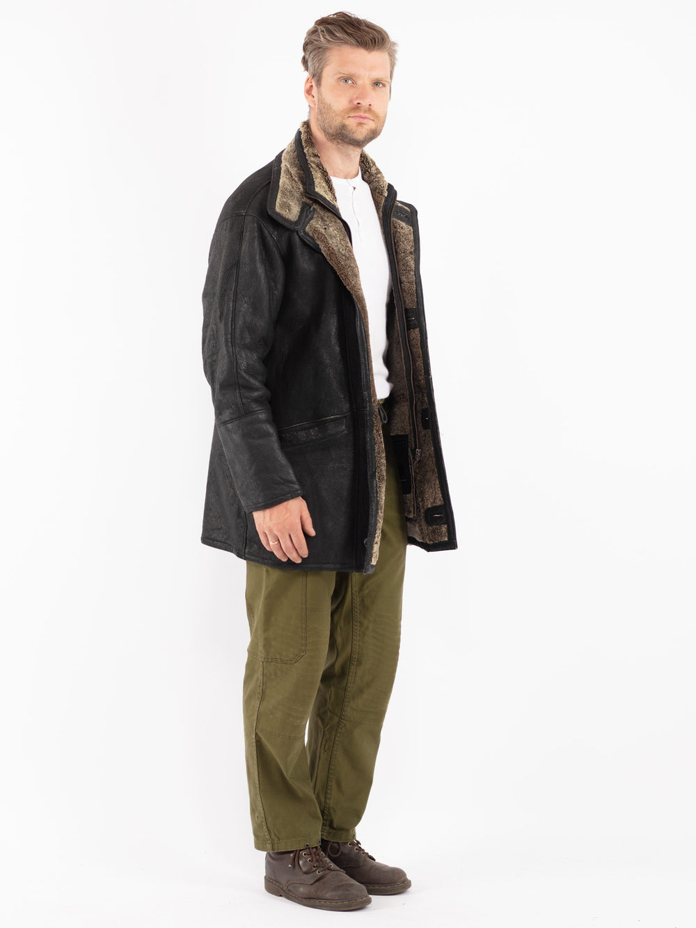 Vintage 90's Men Sheepskin Coat in Black