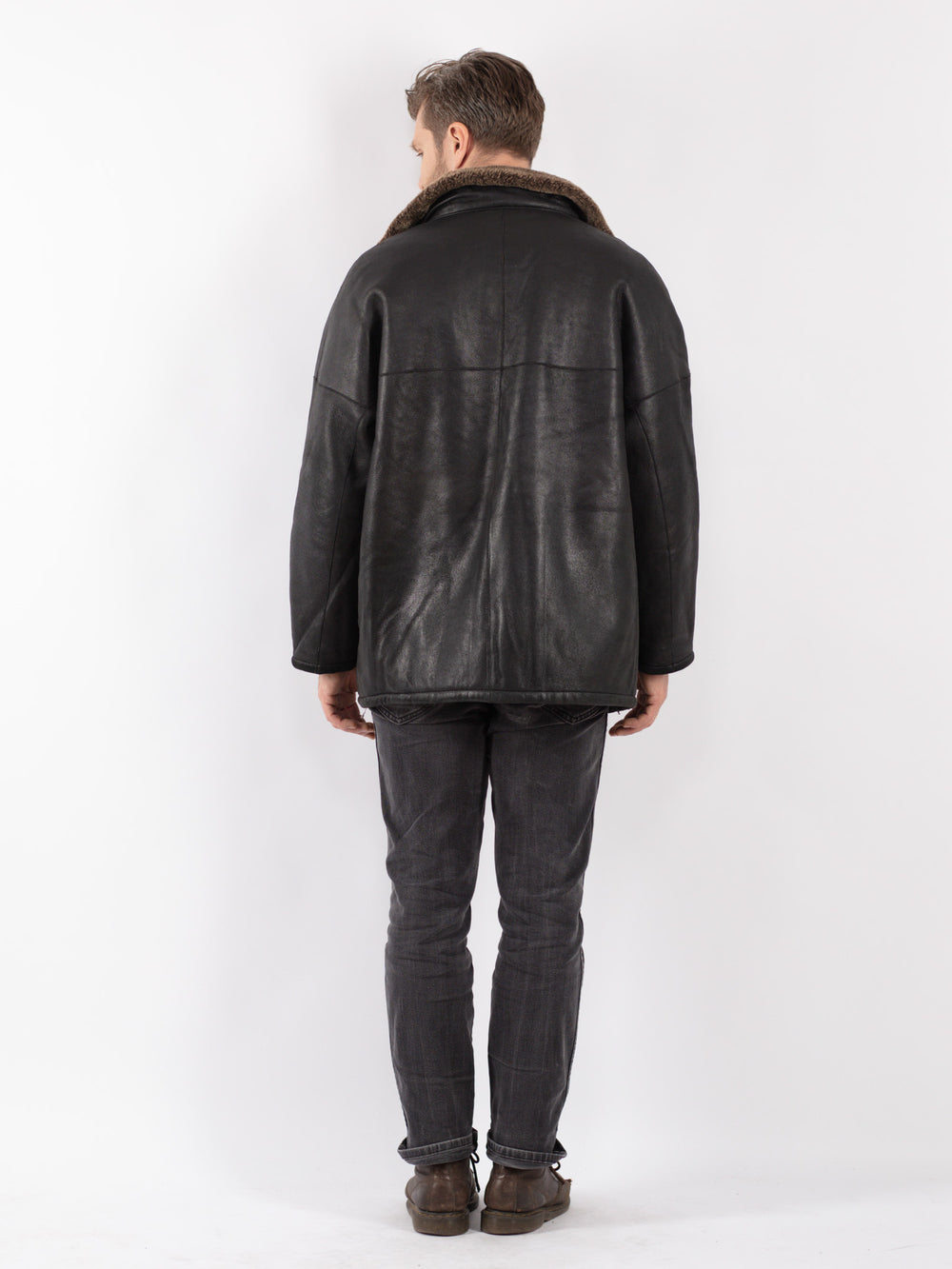 Vintage 90's Men Sheepskin Coat in Black
