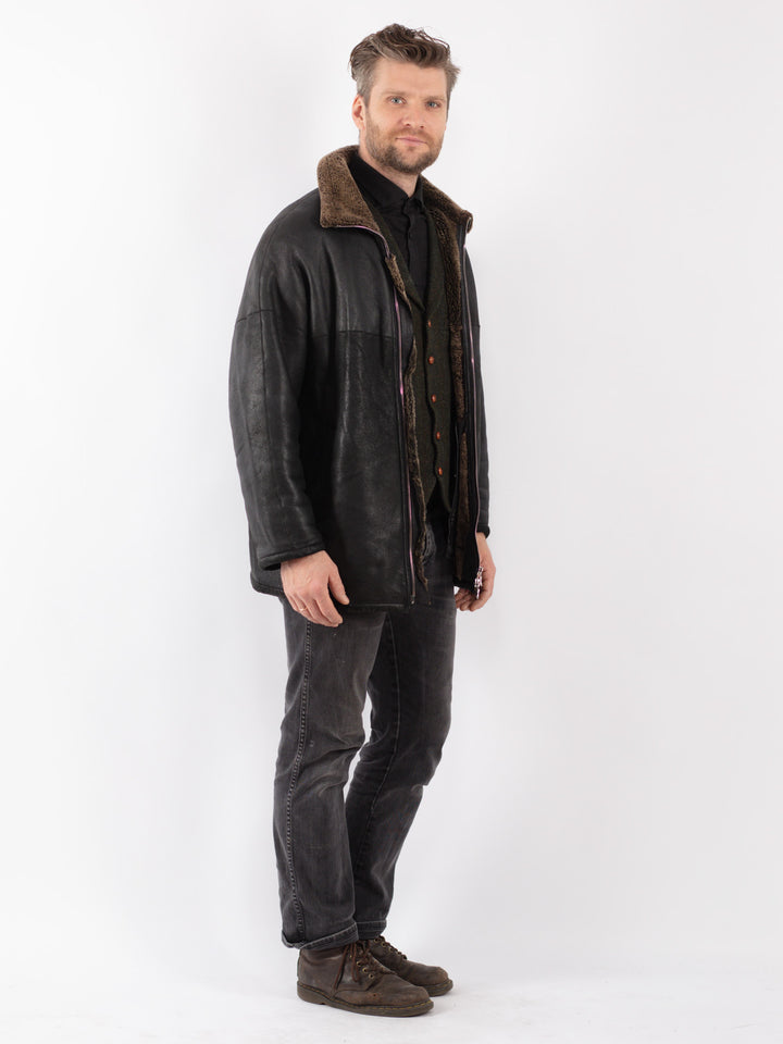 Vintage 90's Men Sheepskin Coat in Black
