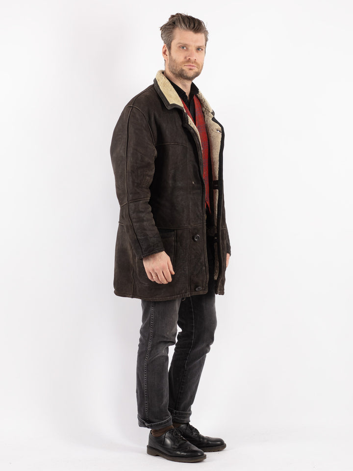 Vintage 90's Men Sheepskin Coat in BrownZ256
