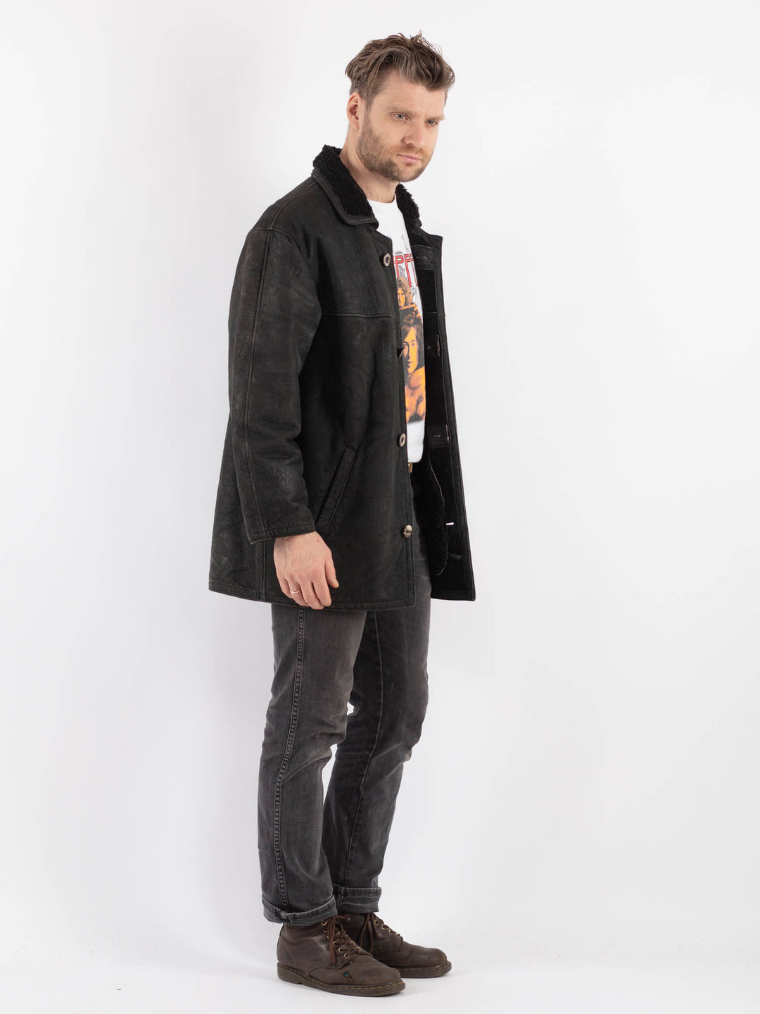 Vintage 90's Men Sheepskin in BlackZ597