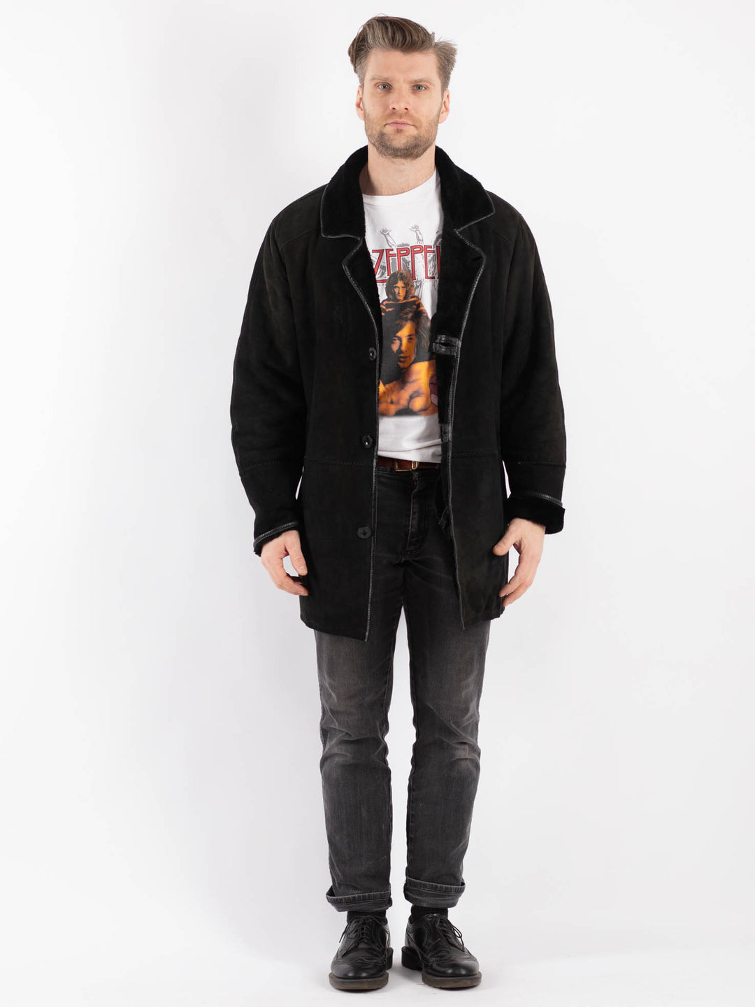 Vintage 90's Men Sheepskin in Black