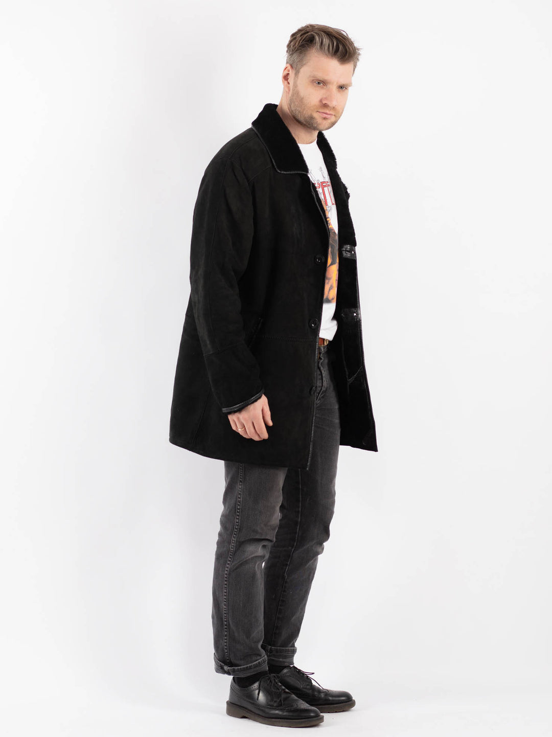 Vintage 90's Men Sheepskin in Black