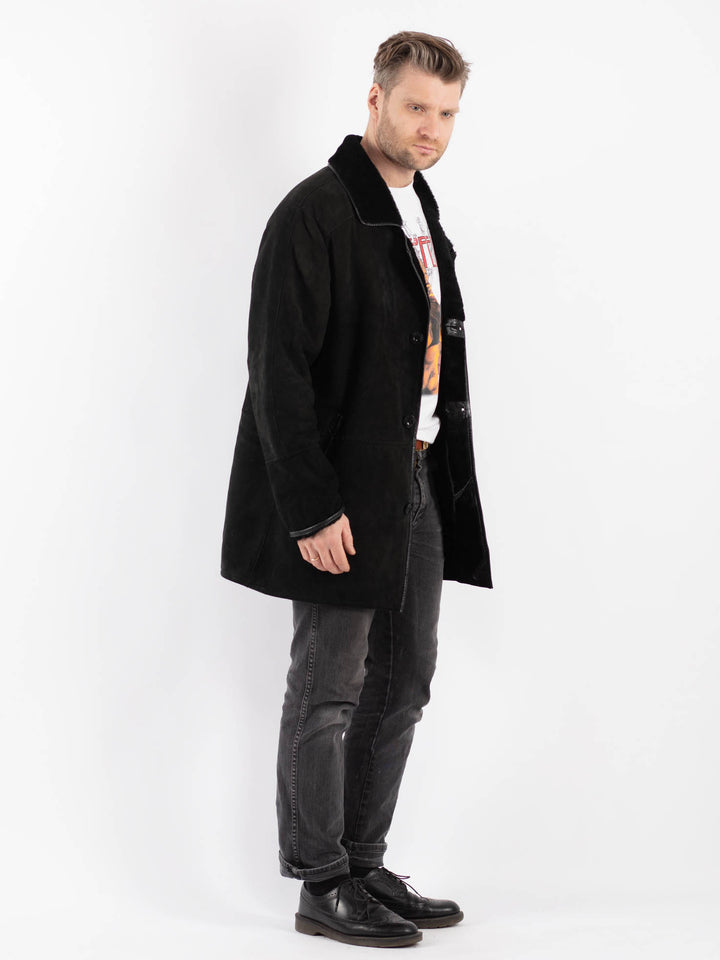 Vintage 90's Men Sheepskin in Black