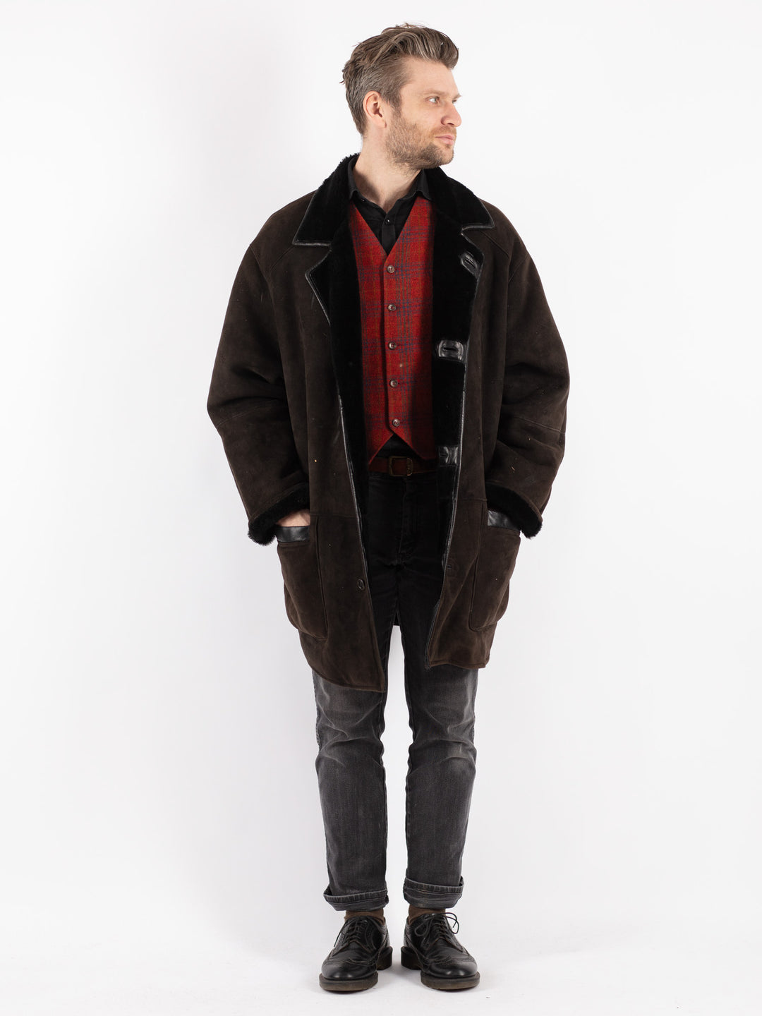 Vintage 90's Men Sheepskin Coat in Brown